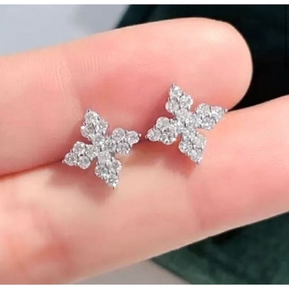 The Fabulous Four Points Dainty 925 stud earrings
